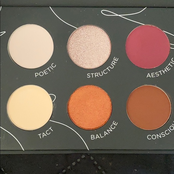 New Protege eyeshadow palette - Picture 4 of 6
